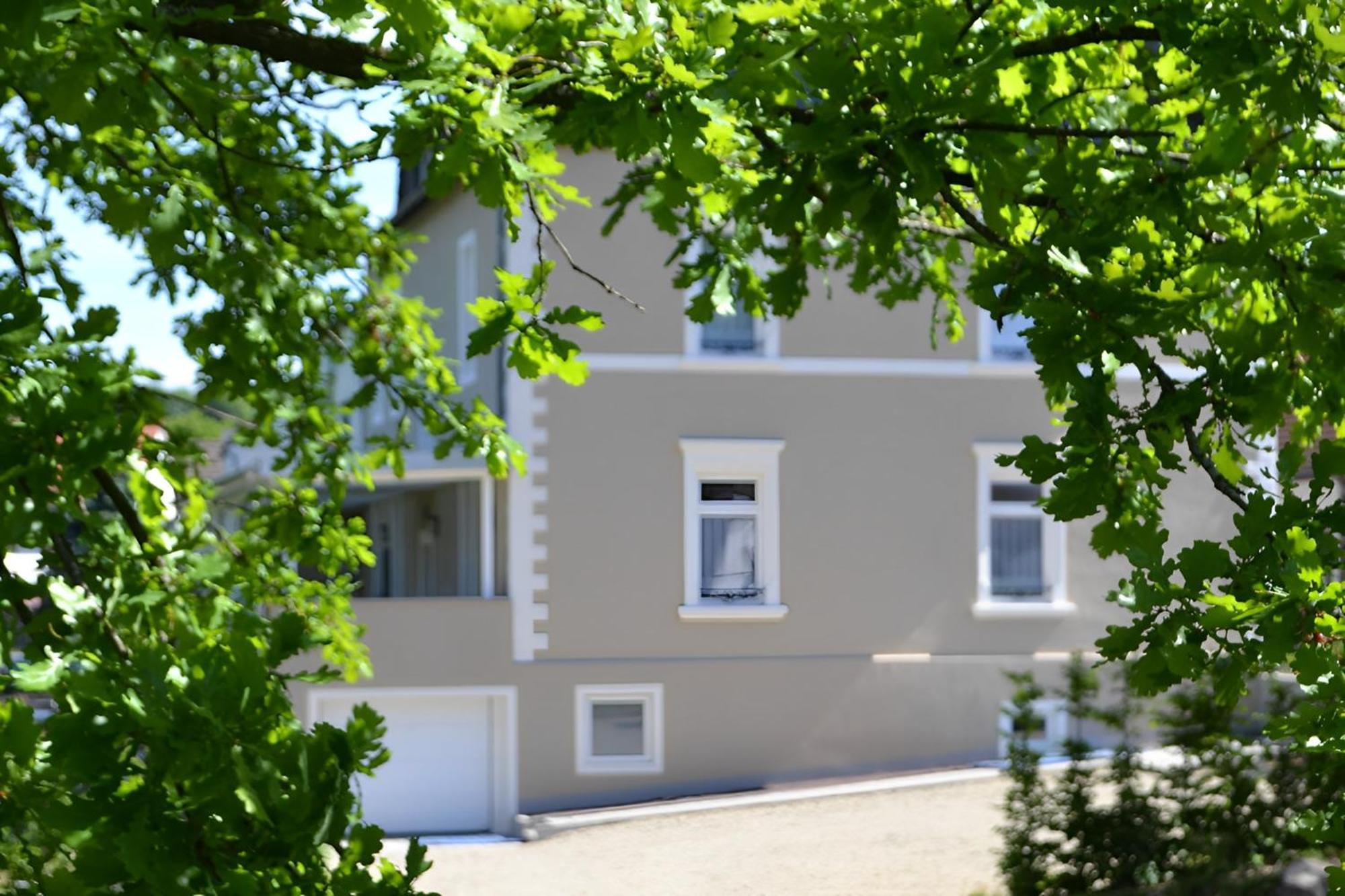 Komfort Ferienwohnungen Mit Wellness-Garten - Gaestehaus Am Bachlauf - Losheim Am See Bilik gambar